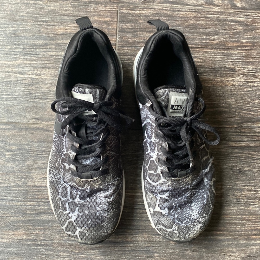 NIKE Air Max Siren print SZ 8.5